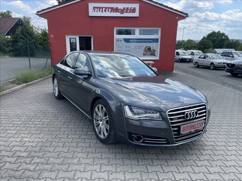 Audi A8 Sedan / Limuzína 3,0 l 184 kw