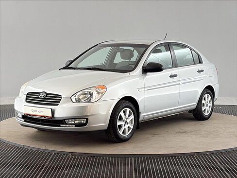 Hyundai Accent Sedan / Limuzína 1,4 l 71 kw