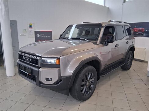 Toyota Land Cruiser SUV / Terénní 2,8 l 151 kw