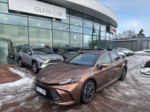 Toyota Camry Sedan / Limuzína 2,5 l 137 kw