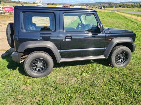 Suzuki Jimny Kombi 1,5 l 75 kw