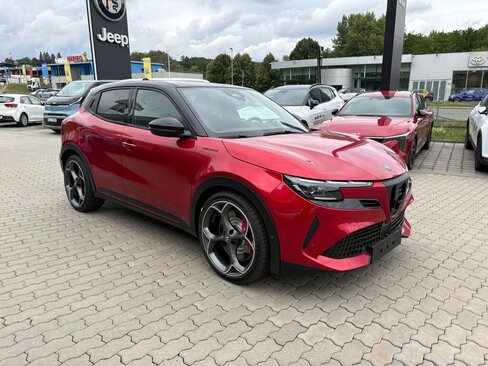 Alfa Romeo Ostatní SUV / Terénní 0,0 208 kw