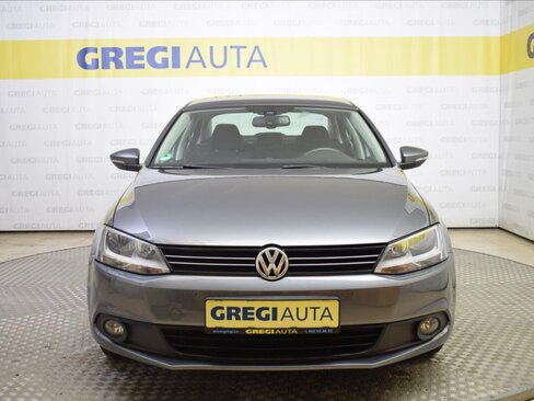Volkswagen Jetta Sedan / Limuzína 1,2 l 77 kw