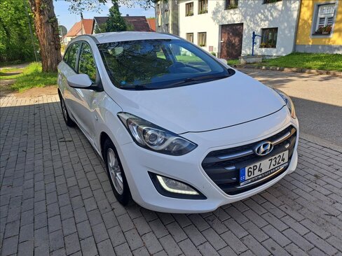 Hyundai i30 Kombi 1,6 l 81 kw