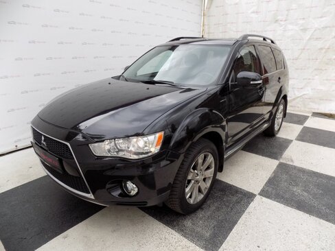 Mitsubishi Outlander SUV / Terénní 2,2 l 115 kw