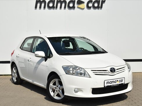 Toyota Auris Hatchback 1,6 l 97 kw
