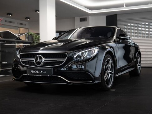 Mercedes-Benz Třídy S Kupé 5,5 l 430 kw