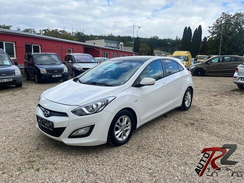 Hyundai i30 Hatchback 1,6 l 81 kw