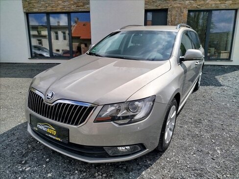Škoda Superb Kombi 2,0 l 103 kw