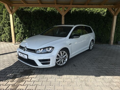 Volkswagen Golf Kombi 2,0 l 221 kw