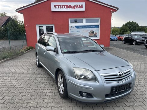 Toyota Avensis Kombi 1,8 l 96 kw