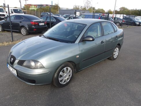 Seat Cordoba Sedan / Limuzína 1,2 l 47 kw