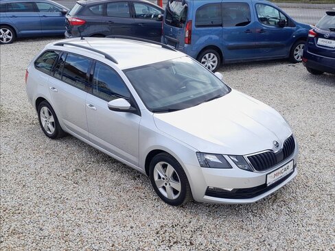 Škoda Octavia Kombi 2,0 l 110 kw