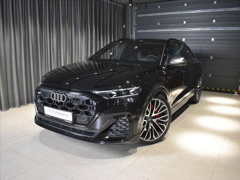 Audi SQ8 SUV / Terénní 4,0 l 373 kw