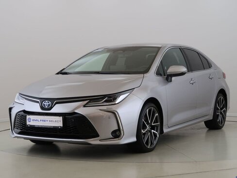Toyota Corolla Sedan / Limuzína 1,8 l 72 kw