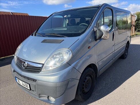 Opel Vivaro Kombi 2,5 l 84 kw