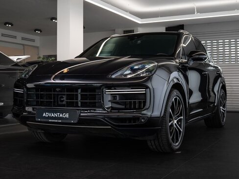 Porsche Cayenne SUV / Terénní 4,0 l 404 kw