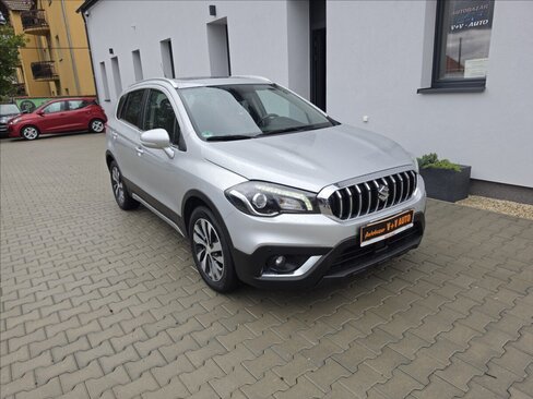 Suzuki S-Cross Hatchback 1,4 l 95 kw
