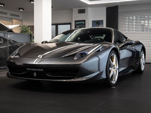 Ferrari 458 Kupé 4,5 l 416 kw