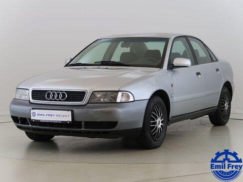 Audi A4 Sedan / Limuzína 1,8 l 92 kw