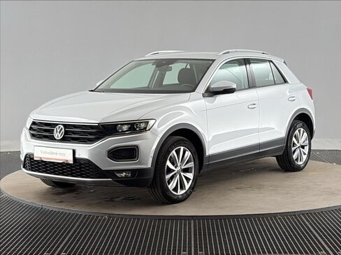 Volkswagen T-Roc SUV / Terénní 1,5 l 110 kw