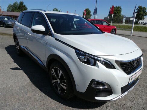 Peugeot 5008 SUV / Terénní 1,6 l 133 kw