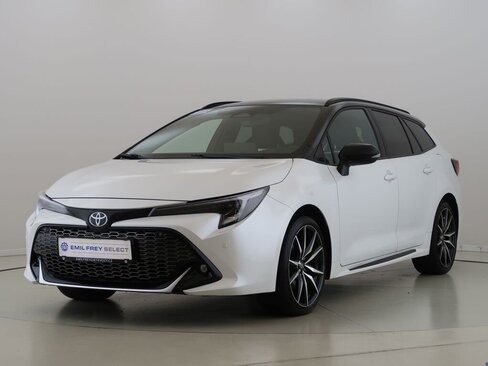 Toyota Corolla Kombi 2,0 l 112 kw