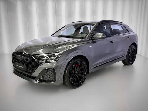 Audi Q8 SUV / Terénní 3,0 l 210 kw