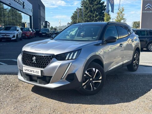 Peugeot 2008 Hatchback 1,2 l 96 kw