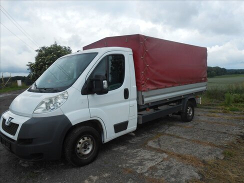 Peugeot Boxer Valník 2,2 l 88 kw