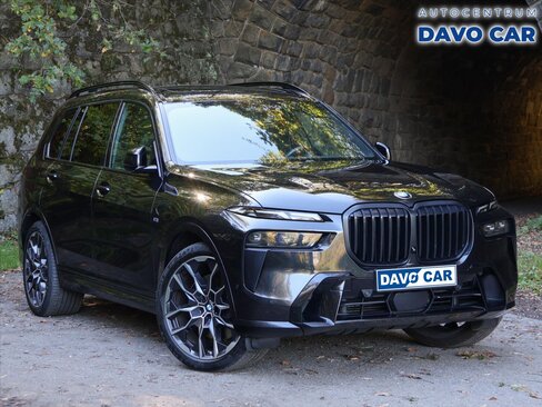 BMW X7 SUV / Terénní 3,0 l 250 kw