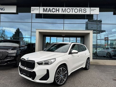 BMW iX1 SUV / Terénní 0,0 230 kw