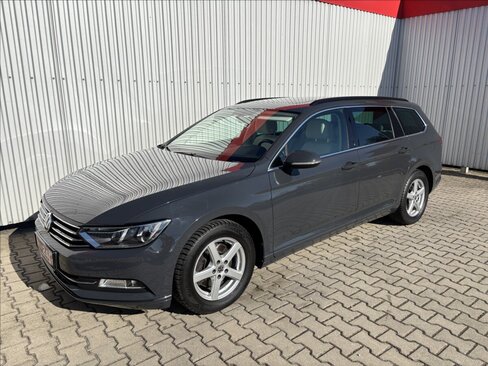 Volkswagen Passat Kombi 1,4 l 92 kw