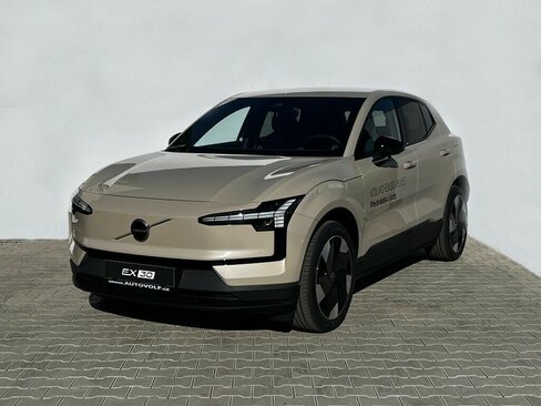 Volvo EX30 SUV / Terénní 69,0 200 kw