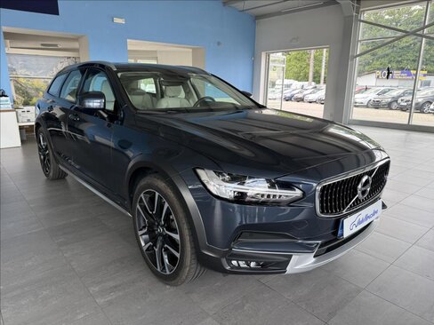 Volvo V90 Kombi 2,0 l 173 kw