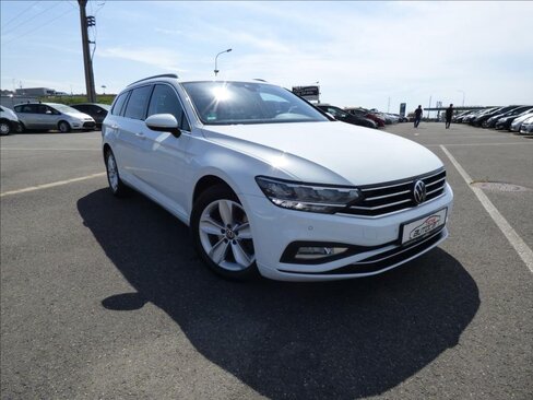 Volkswagen Passat Kombi 2,0 l 110 kw