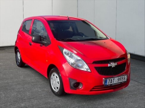 Chevrolet Spark Hatchback 995,0 50 kw