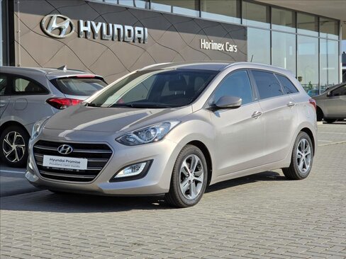 Hyundai i30 Kombi 1,6 l 99 kw