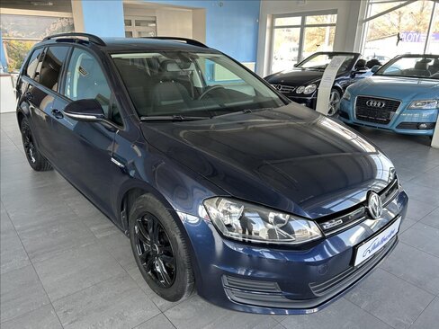 Volkswagen Golf Kombi 1,6 l 81 kw