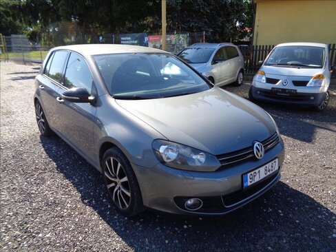 Volkswagen Golf Hatchback 1,2 l 77 kw