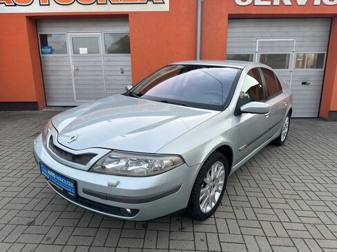 Renault Laguna Sedan / Limuzína 2,9 l 152 kw