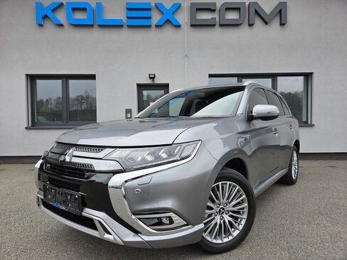 Mitsubishi Outlander SUV / Terénní 2,4 l 165 kw