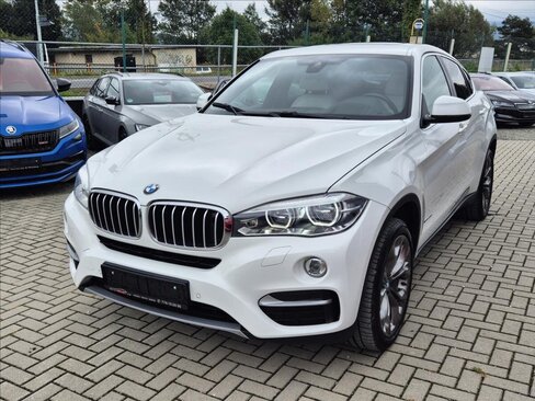 BMW X6 SUV / Terénní 3,0 l 230 kw