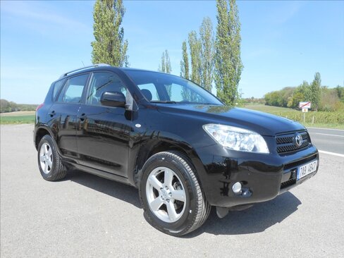 Toyota RAV4 Kombi 2,0 l 112 kw