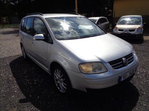 Volkswagen Touran Kombi 2,0 l 103 kw