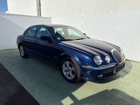 Jaguar S-Type Sedan / Limuzína 3,0 l 175 kw