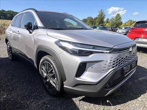 Toyota Corolla Cross SUV / Terénní 1,8 l 103 kw