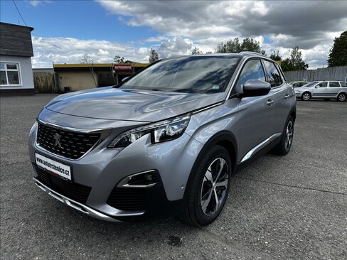 Peugeot 3008 SUV / Terénní 1,2 l 96 kw