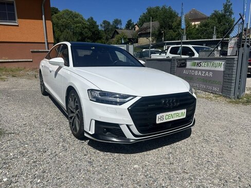 Audi A8 Sedan / Limuzína 4,0 l 320 kw