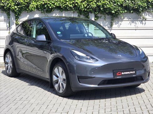 Tesla Model Y SUV / Terénní 0,0 220 kw